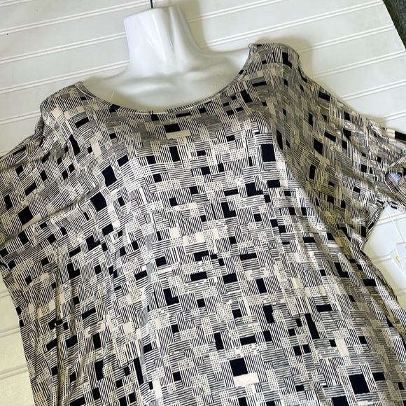 LulaRoe Jersey Geometric Printed Geometric Irma Tunic Top-0919-3 - Picture 10 of 12